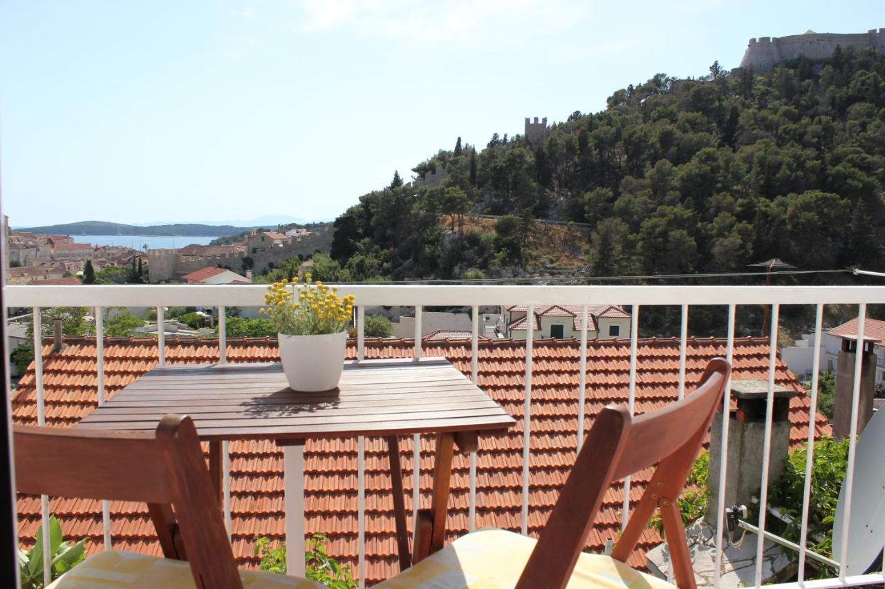 Guest House Vuljan Hvar Town Buitenkant foto