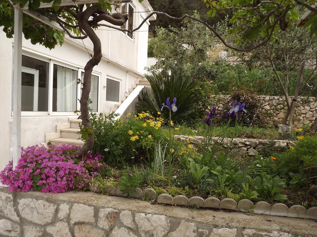 Guest House Vuljan Hvar Town Buitenkant foto